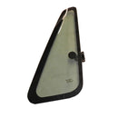 Ventanilla de puerta lado derecho para 4300, 4400 marca international 
PRECIOS NO INCLUYEN I.S.V.